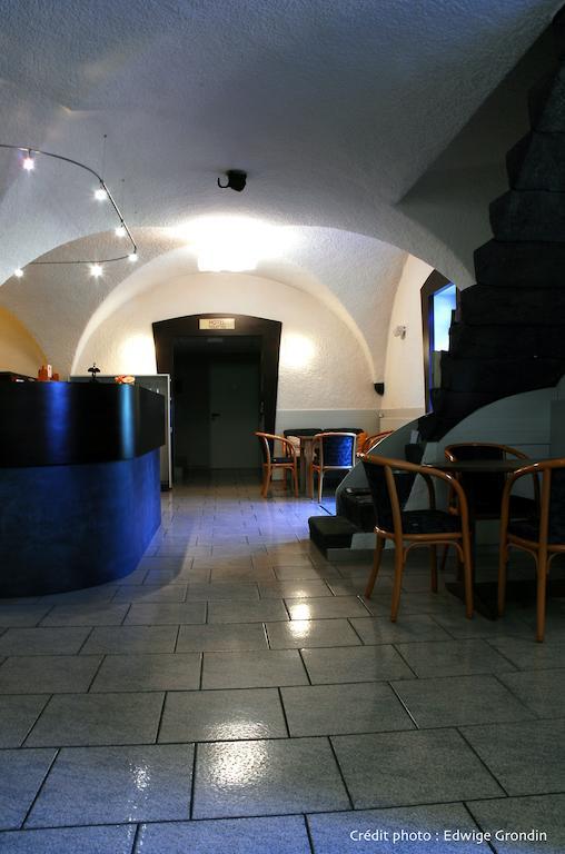 Les Hirondelles Hotell Orcines Eksteriør bilde